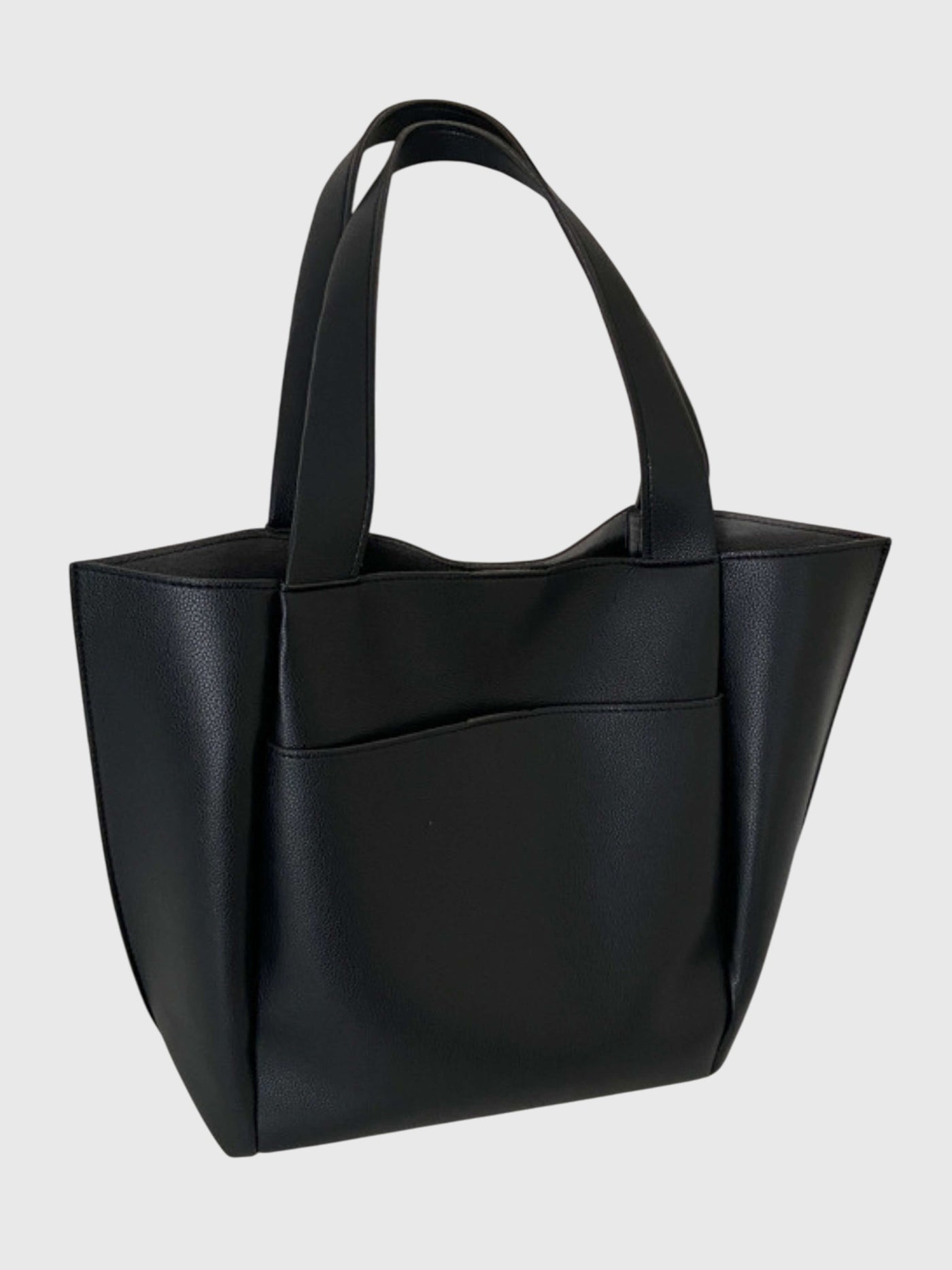Clara | Structured Shoulder Bag for Everyday Use
