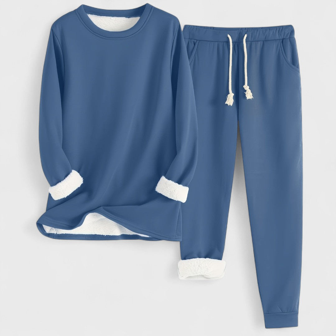 Karin - Comfortable Lounge Set
