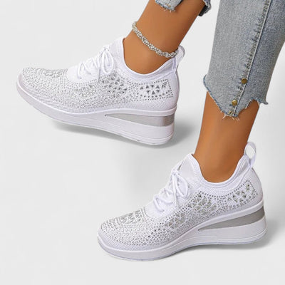 Tuyana – Fashionable Orthopaedic Shoes
