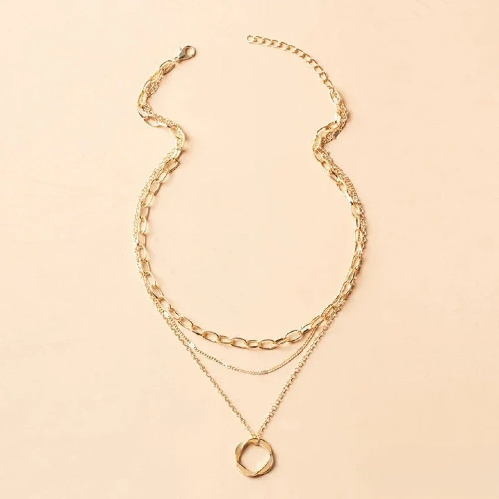 Avine – Vintage Gold Necklace