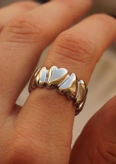 Hazel | Heart-Wrapping Ring