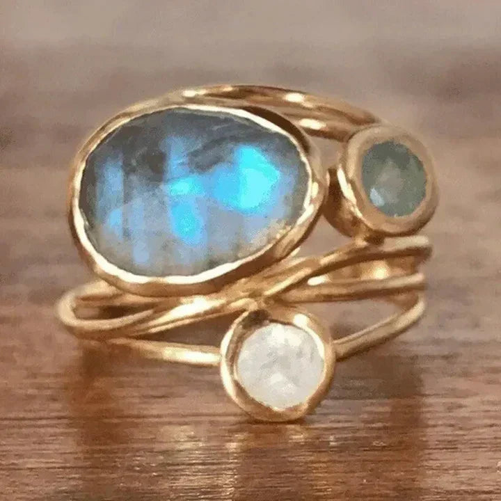 Vintage ring with blue moonstone inlay
